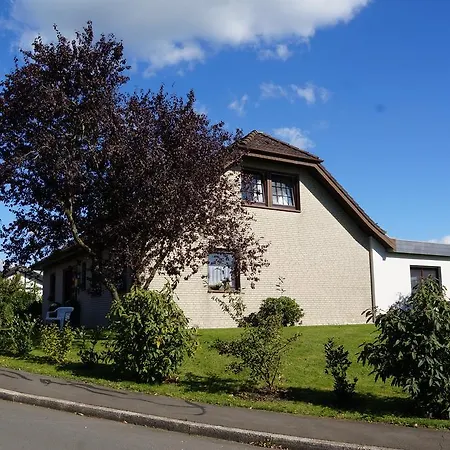 Apartment Ferienwohnung Bleialf